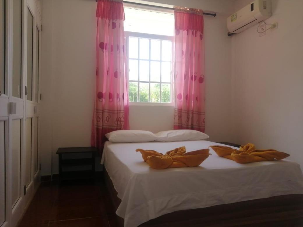 Apartamentos Hermanos Morales Merino San Andres  Bagian luar foto